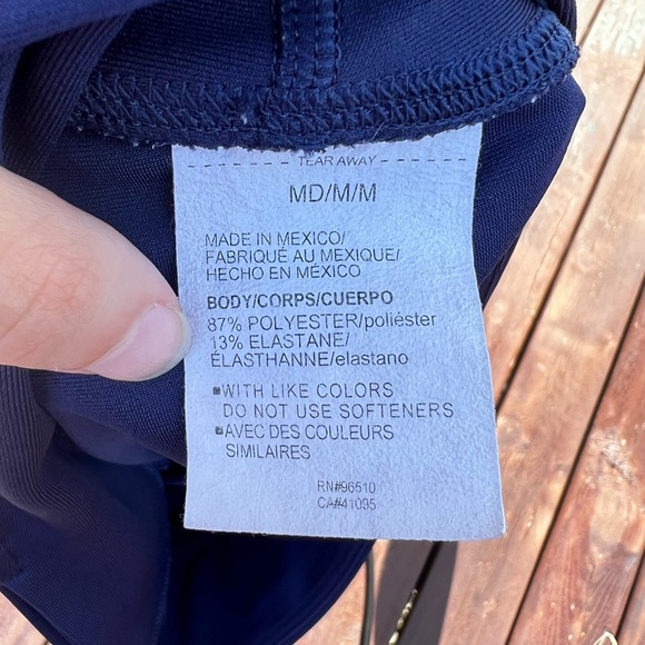 Women’s Under Armour 4” Navy Spandex - Picture 8 of 9